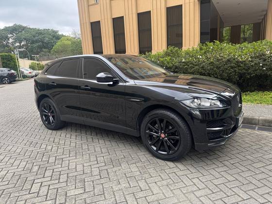 JAGUAR F-PACE 2.0 16V INGENIUM PRESTIGE AWD 4P AUTOMÁTICO JAGUAR F-PACE 2.0 16V INGENIUM PRESTIGE AWD 4P AUTOMÁTICO